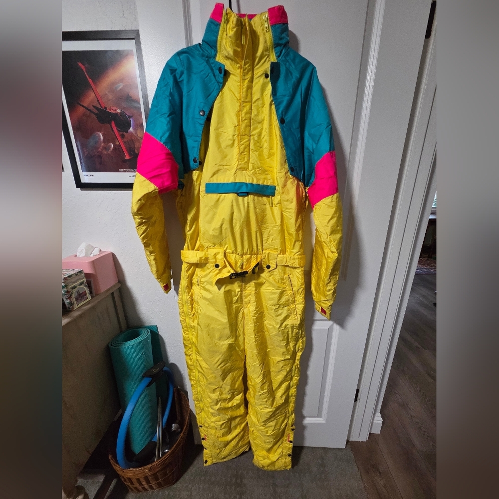 Colorful Ski Suit - Picture 1 of 11